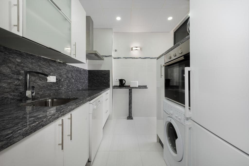 Apartamento En Puerto Marina B32 Benalmádena Buitenkant foto